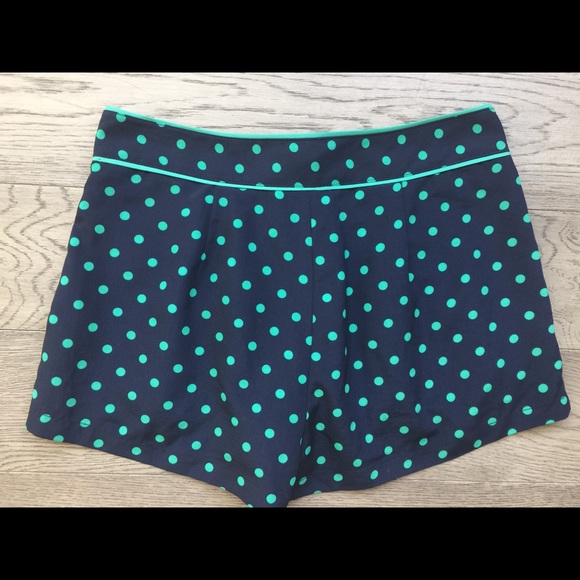 Forever21 Dress Shorts - Picture 2 of 6